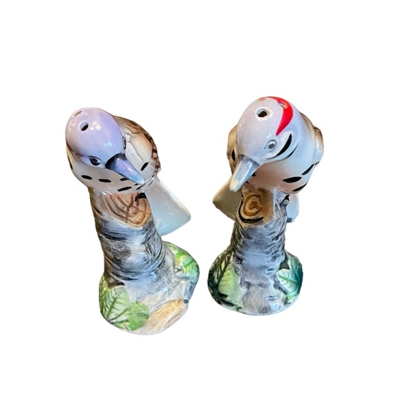 Vintage Enesco Japan Bird Salt & Pepper Shakers - Picture 1 of 7